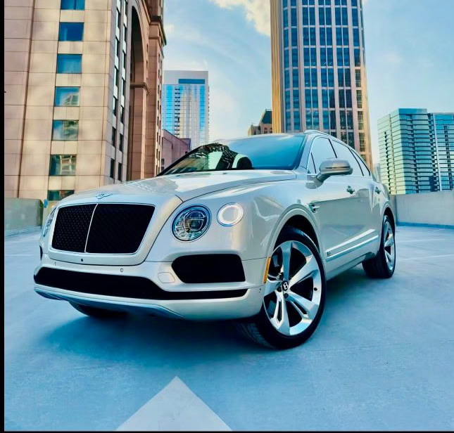 Bentley Bentayga V8